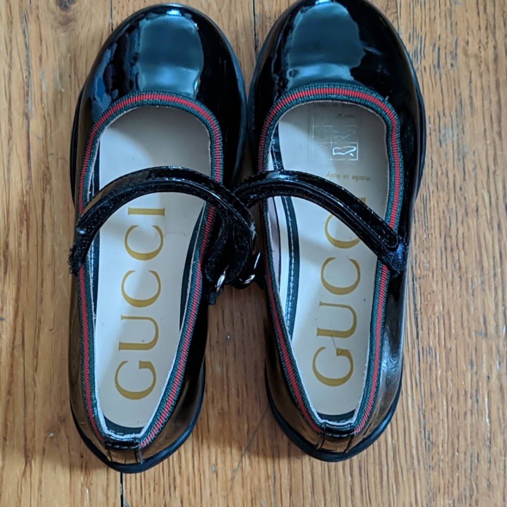 Gucci girls shoes